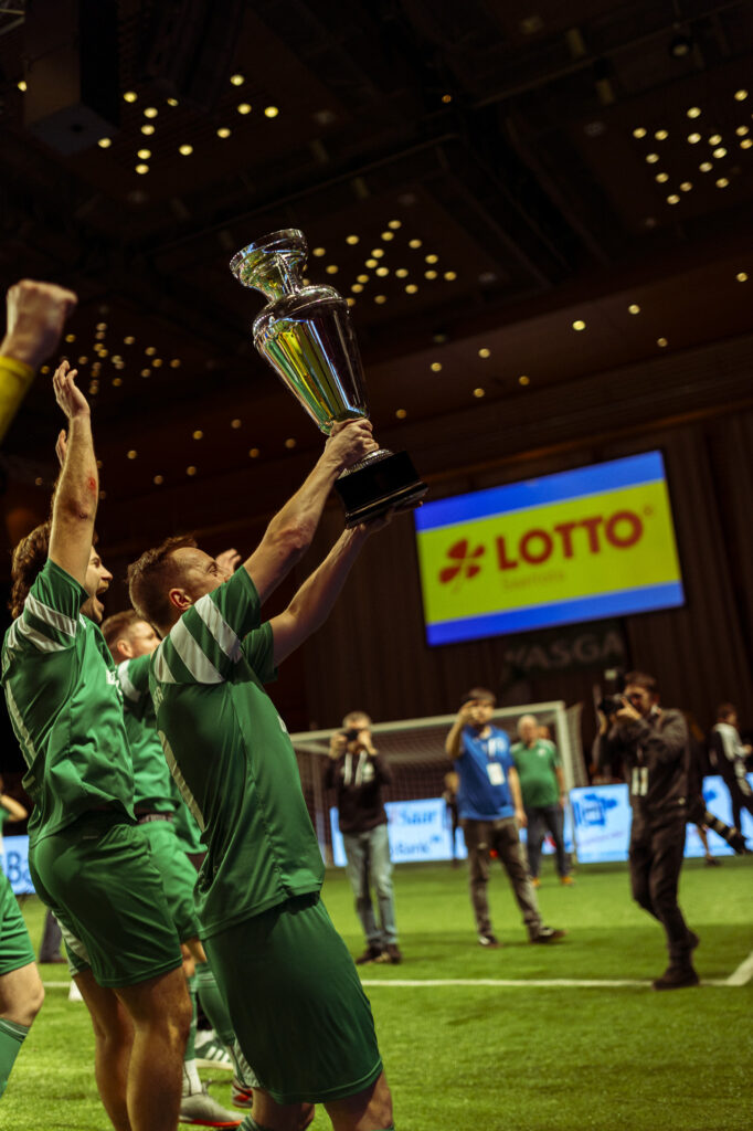 Pokalübergabe bei einem Fußball-Event – Eventfilm