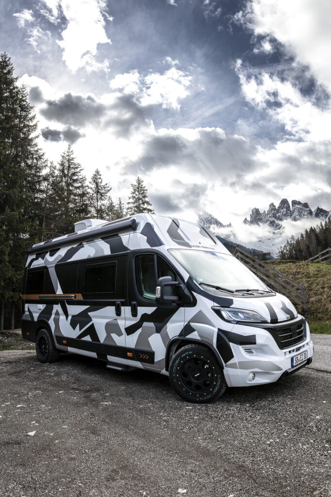 Wohnmobil vor den Dolomiten – Imagefilm-Dreh